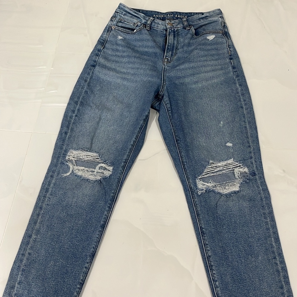 American Eagle Outfitters Blue Boyfriend Jeans Distressed